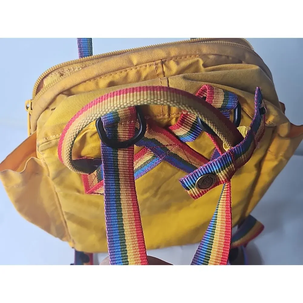 Fjällräven shows wear